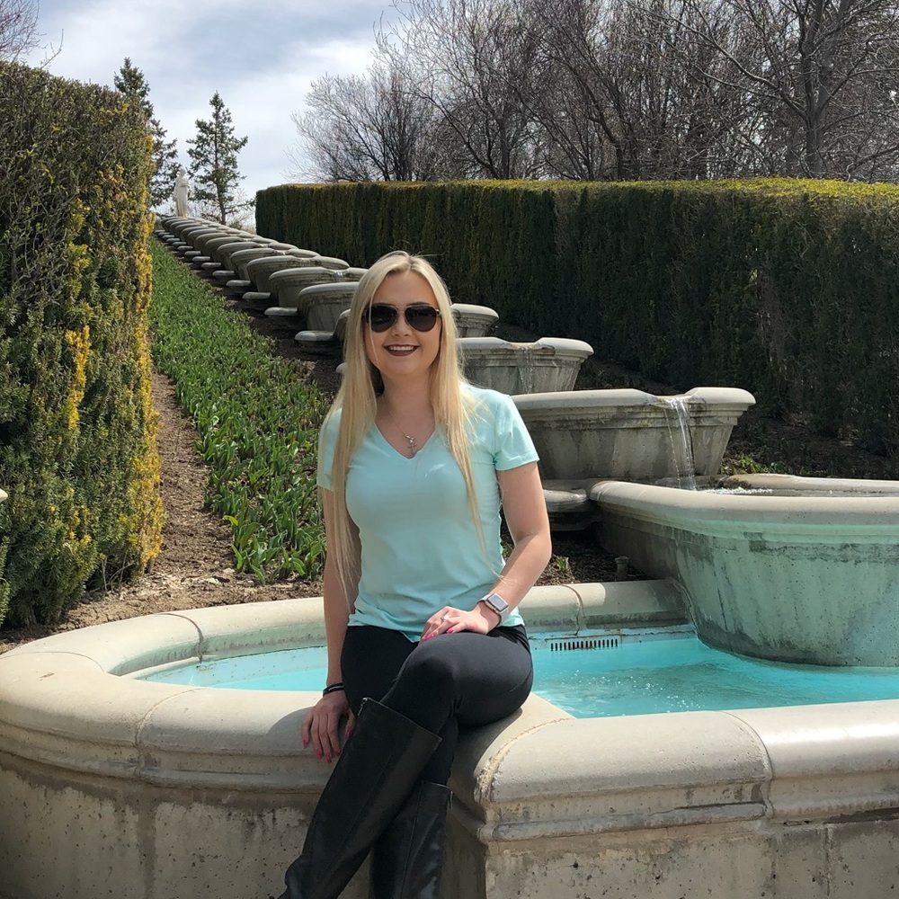 Meet your Posher, Annika